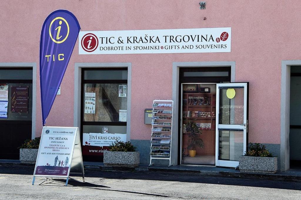 B&B Lokev Sezana Exteriör bild